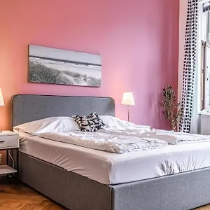  Apartament Lovely 1br Apt. Near Akh Hospital