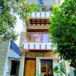 Mary Land , Thiruvananthapuram Inde